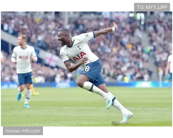 恩东贝莱防守端闪耀,助球队斩获关键胜利 恩东贝莱防守端闪耀,助球队斩获关键胜利