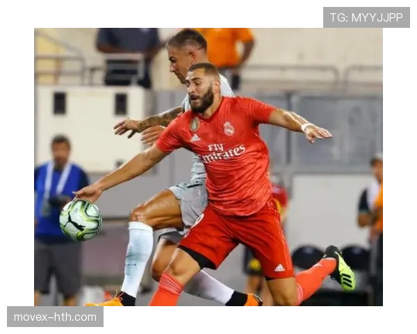 巴黎防线稳定性仍存隐患，近期表现波动对争冠形势产生影响